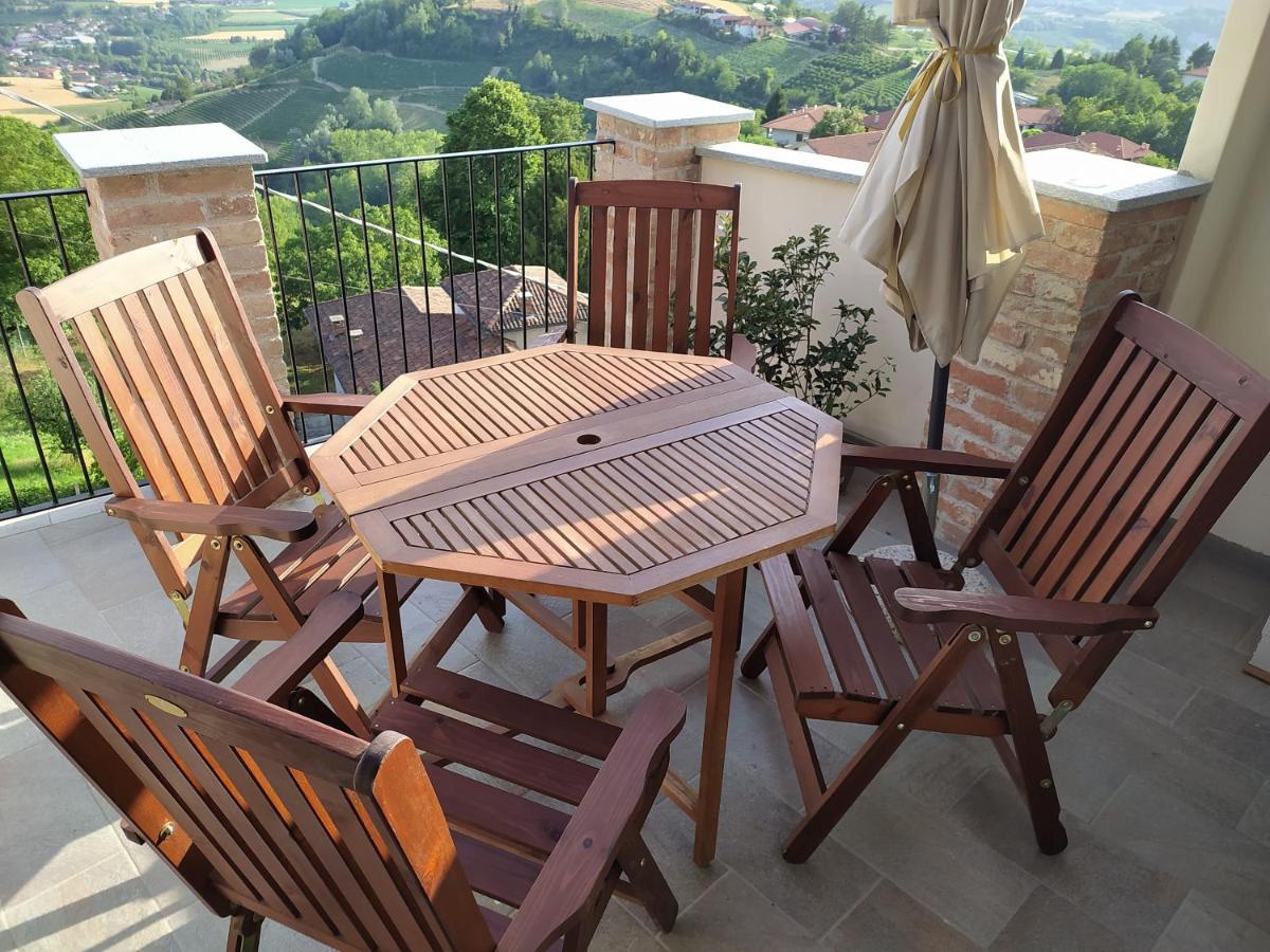 Casa Mantel Holiday Home Panoramic View In Langhe 诺韦洛 外观 照片